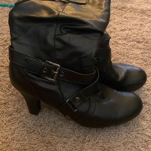 Black healed boots, size 12